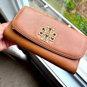 Tory Burch Leather Wallet